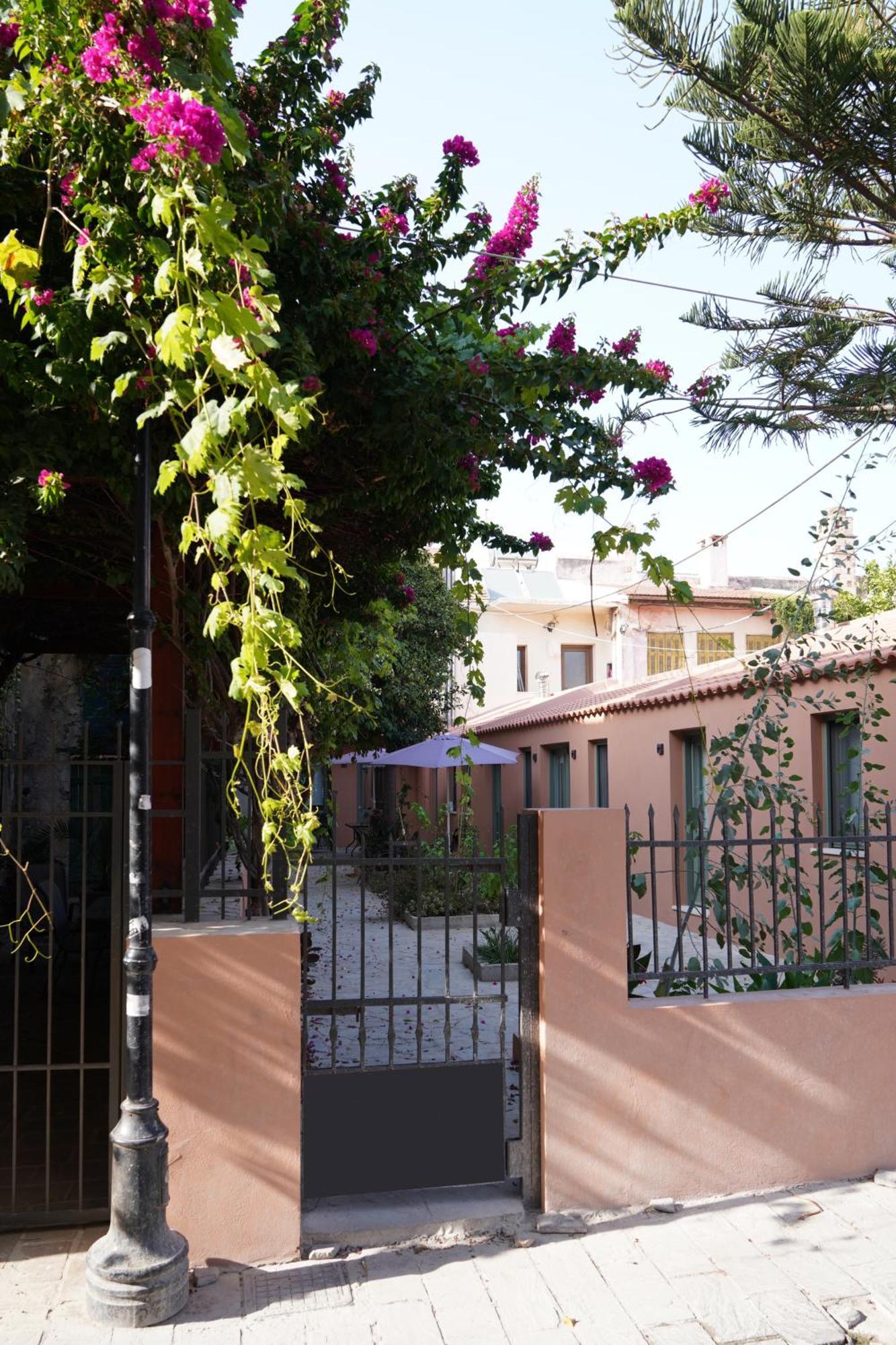 Lindas Convent Garden Home 1 خانيا المظهر الخارجي الصورة