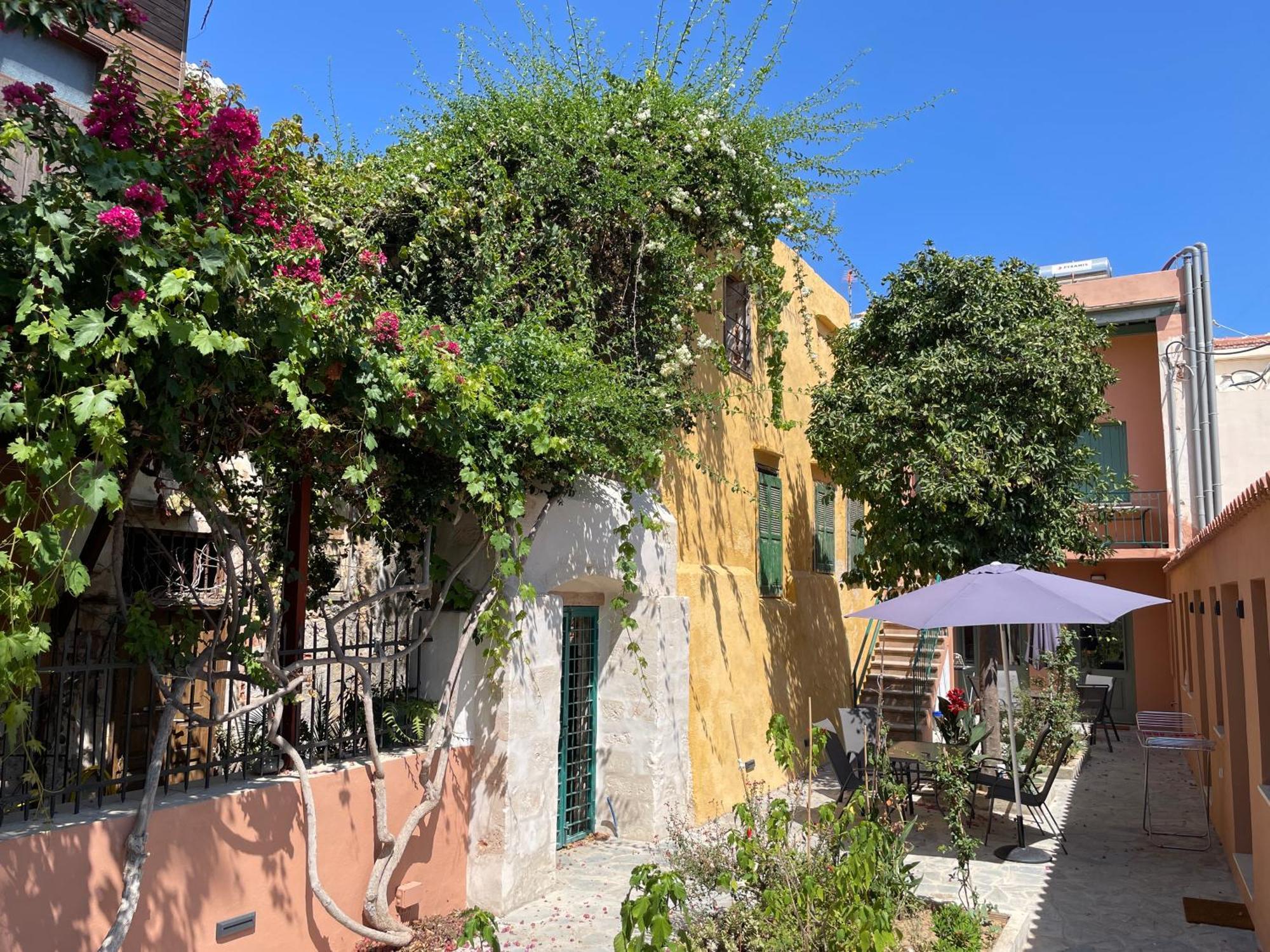 Lindas Convent Garden Home 1 خانيا المظهر الخارجي الصورة
